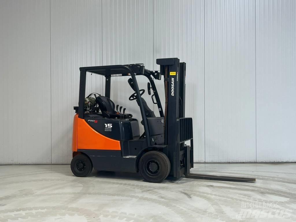 Doosan G15S-5 Газові навантажувачі