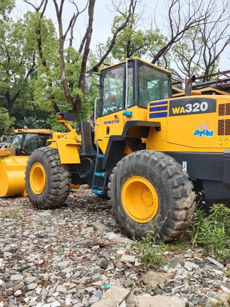 Komatsu WA 320-5 Фронтальні навантажувачі