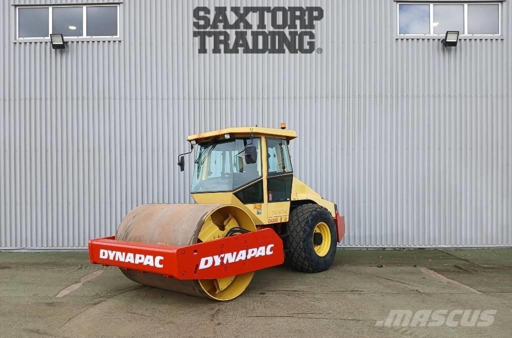 Dynapac CA302 D, Vält Грунтові котки