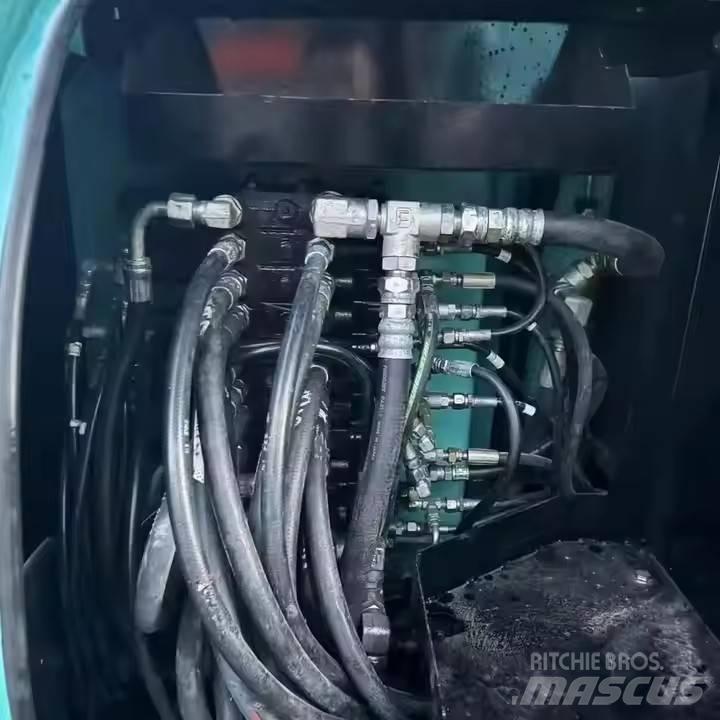 Kobelco SK60 Гусеничні екскаватори