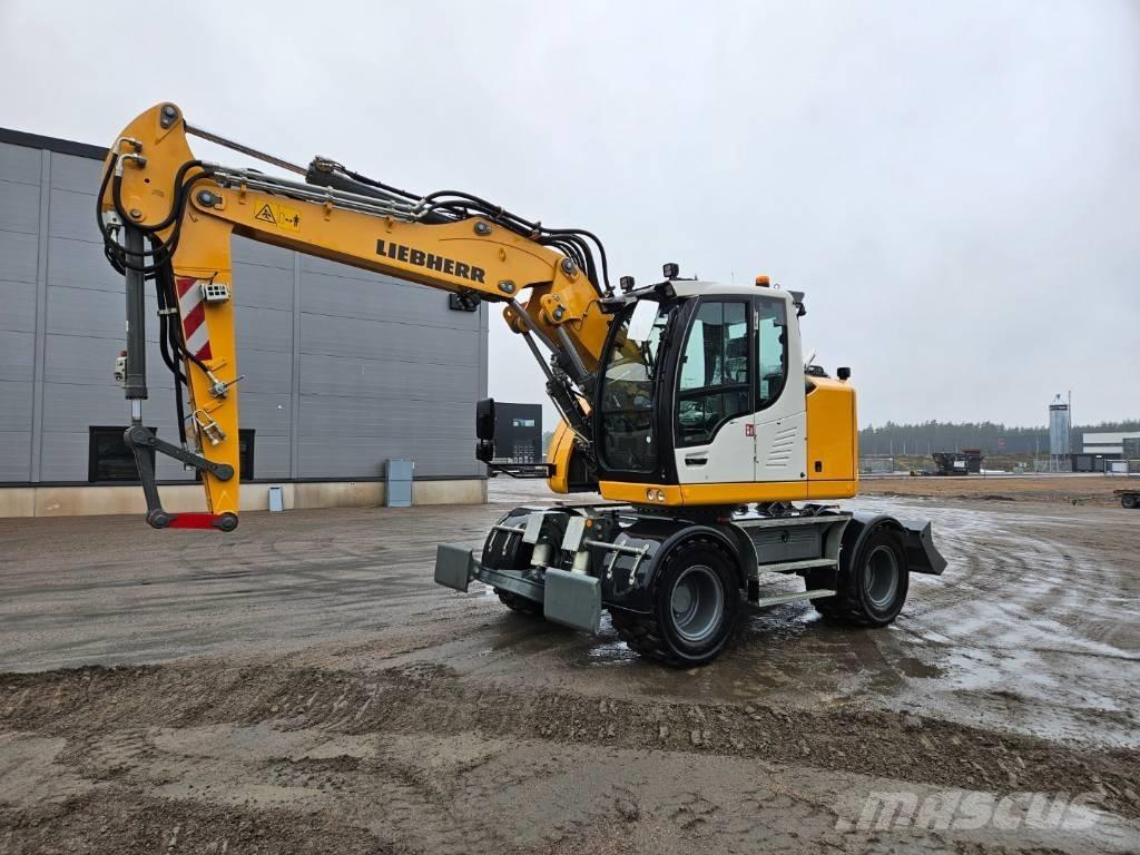 Liebherr 913 Compact Колісні екскаватори