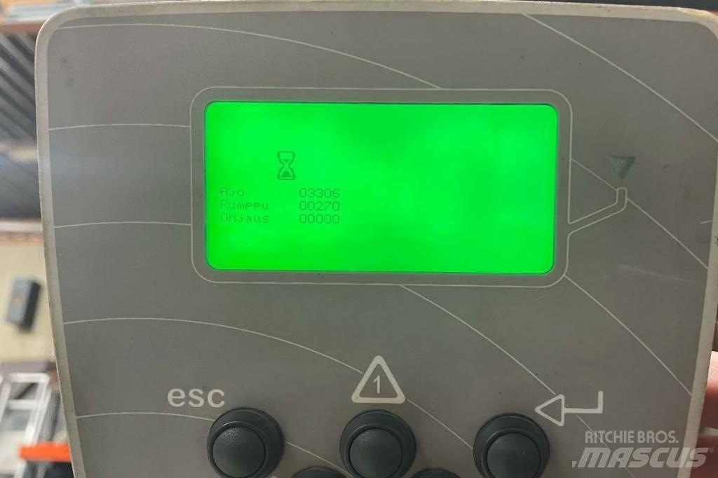 Rocla SST 12 AC Самохідні електроштабелери