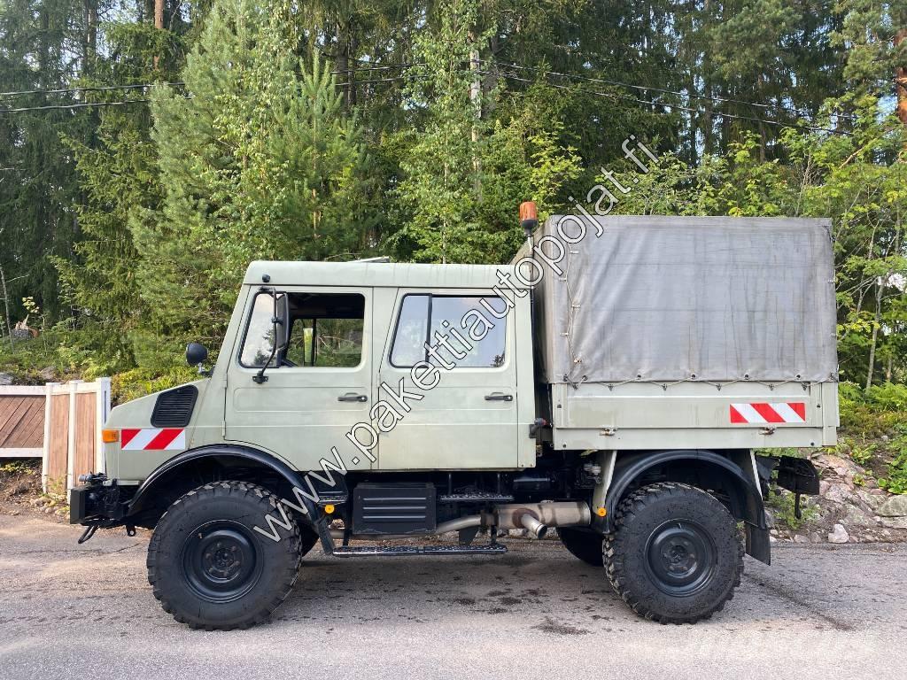 Unimog U 1250L DoKa Тентовані вантажівки