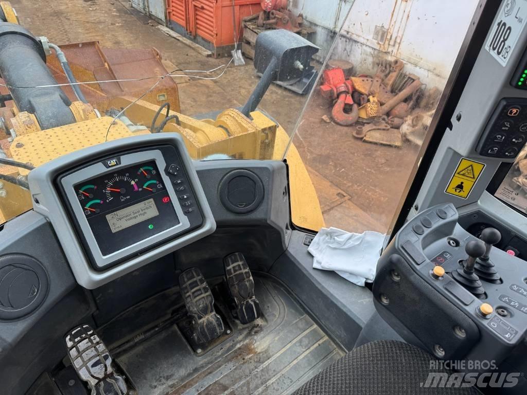 CAT 966 K Фронтальні навантажувачі