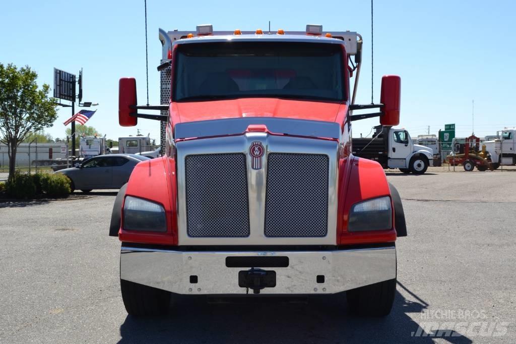 Kenworth T 880 Самоскиди