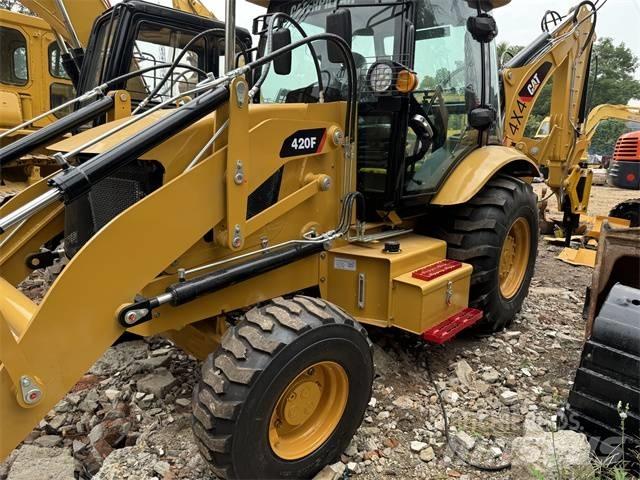 CAT 420 F Екскаватори-навантажувачі
