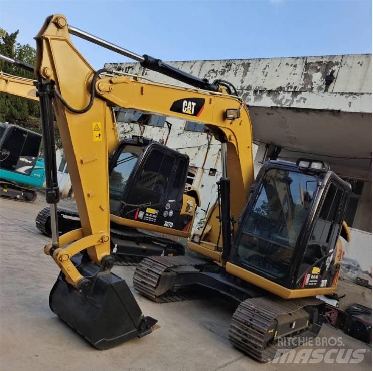 CAT 307 D Гусеничні екскаватори