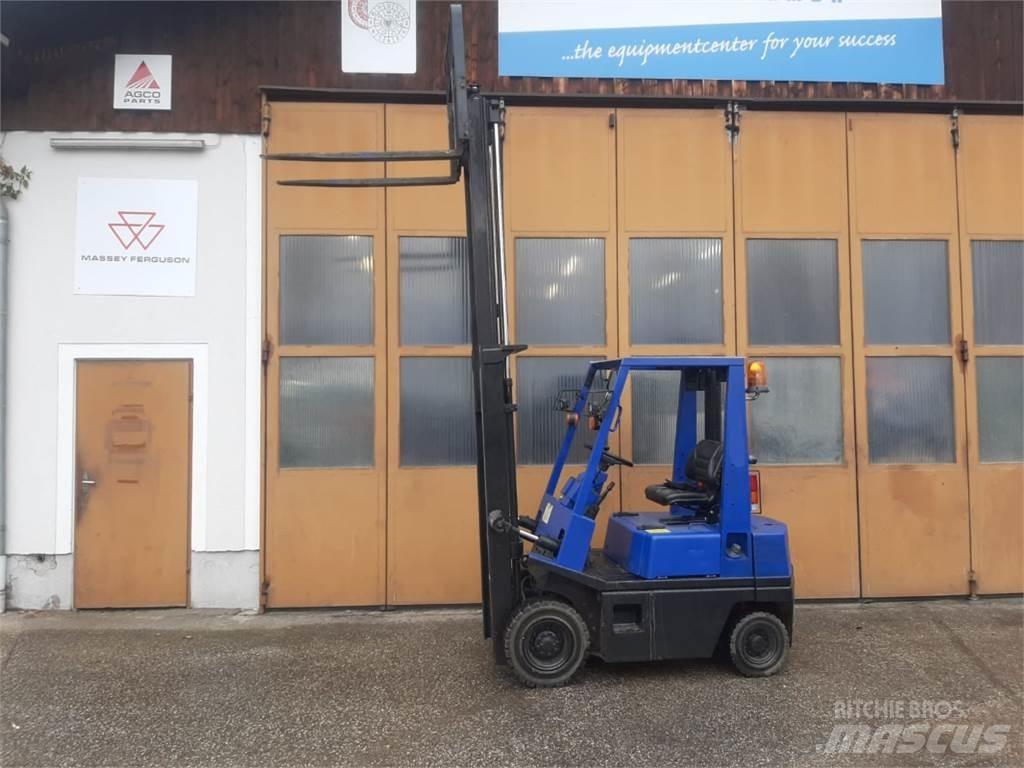 Nissan EH01A15U Сільгосптехніка - Інші