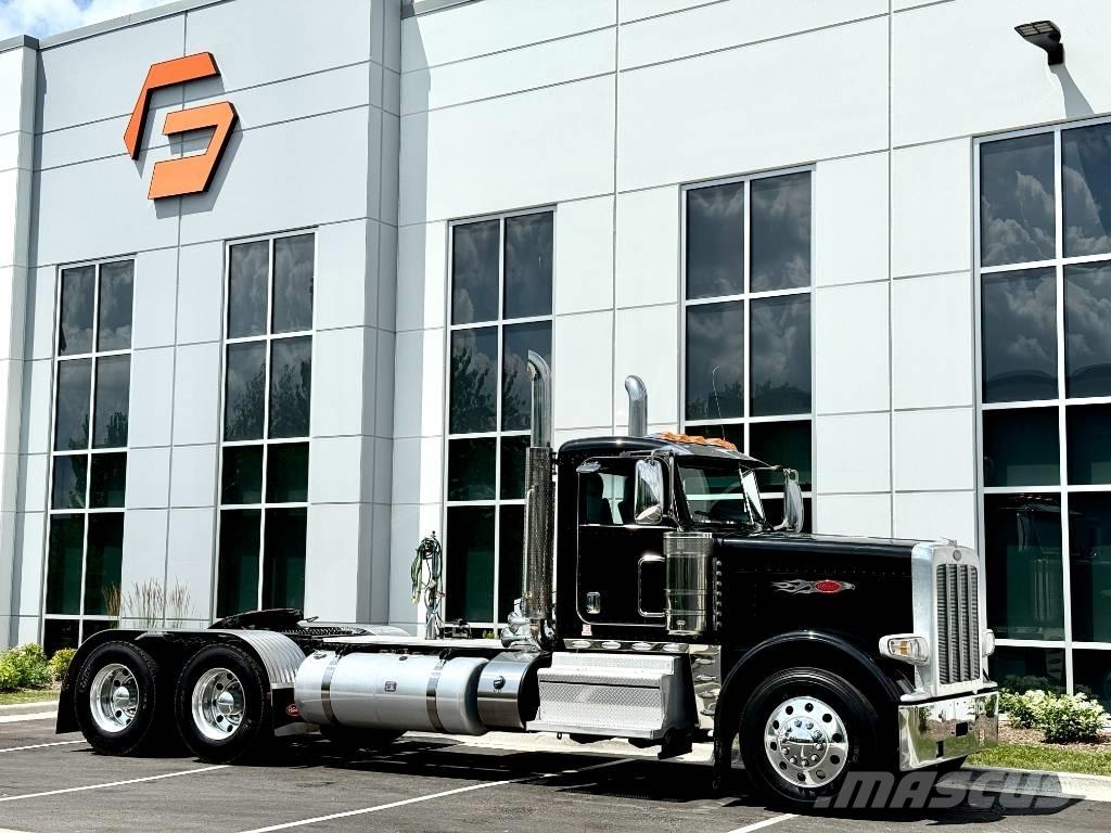 Peterbilt 389 Тягачі