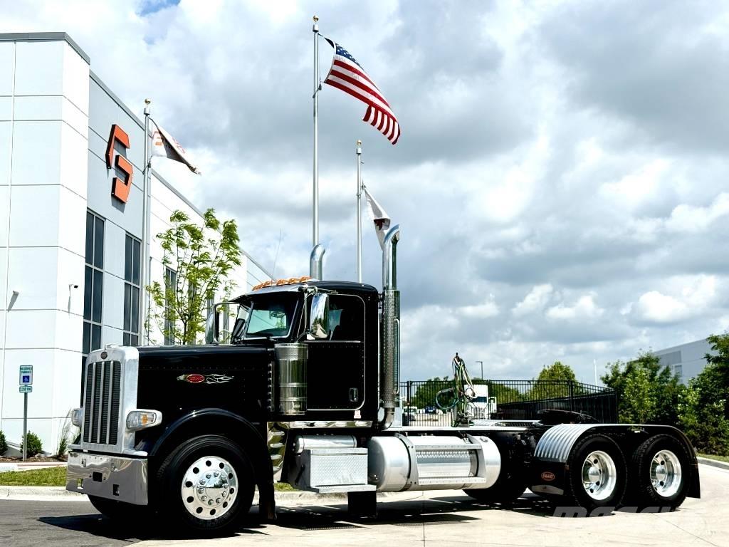 Peterbilt 389 Тягачі