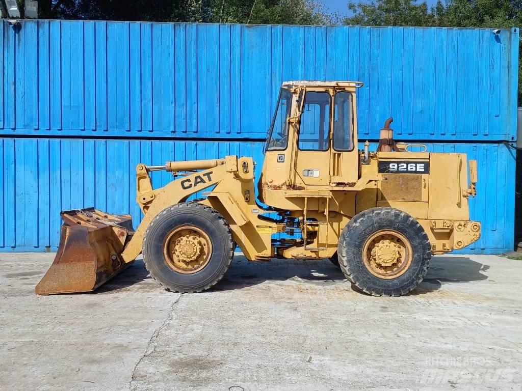 CAT 926 E Фронтальні навантажувачі