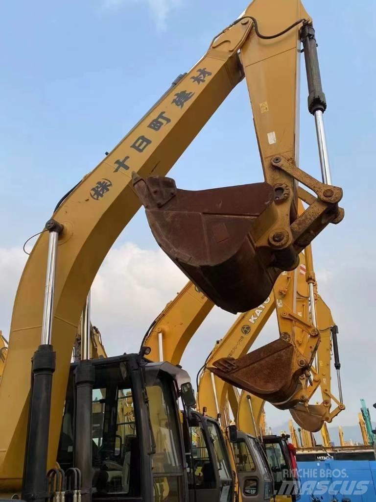 CAT 324 E Гусеничні екскаватори