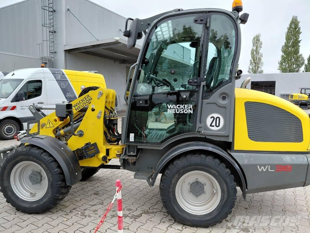 Wacker Neuson WL38 Фронтальні навантажувачі