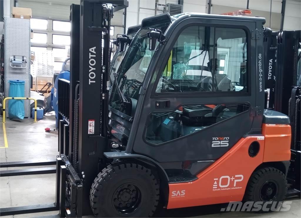 Toyota 52-8FDF25 Дизельні навантажувачі