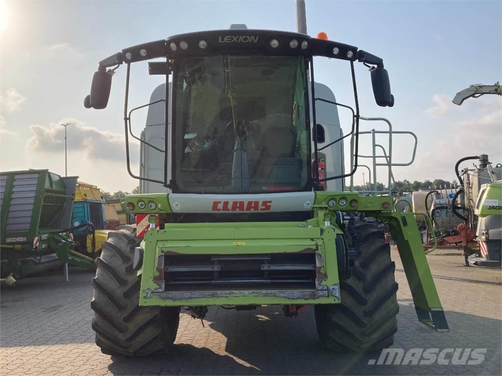CLAAS Lexion 650 Зернозбиральні комбайни