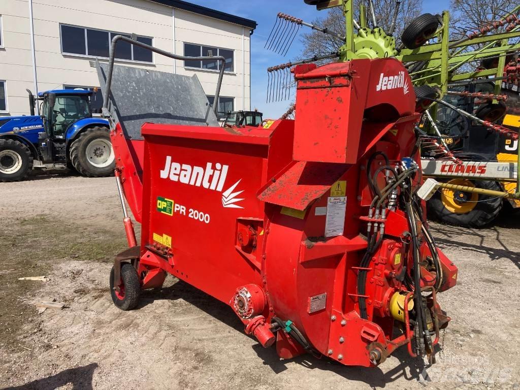 Jeantil PR 2000 Роздрібнювачі, різаки і розпаковувачі тюків