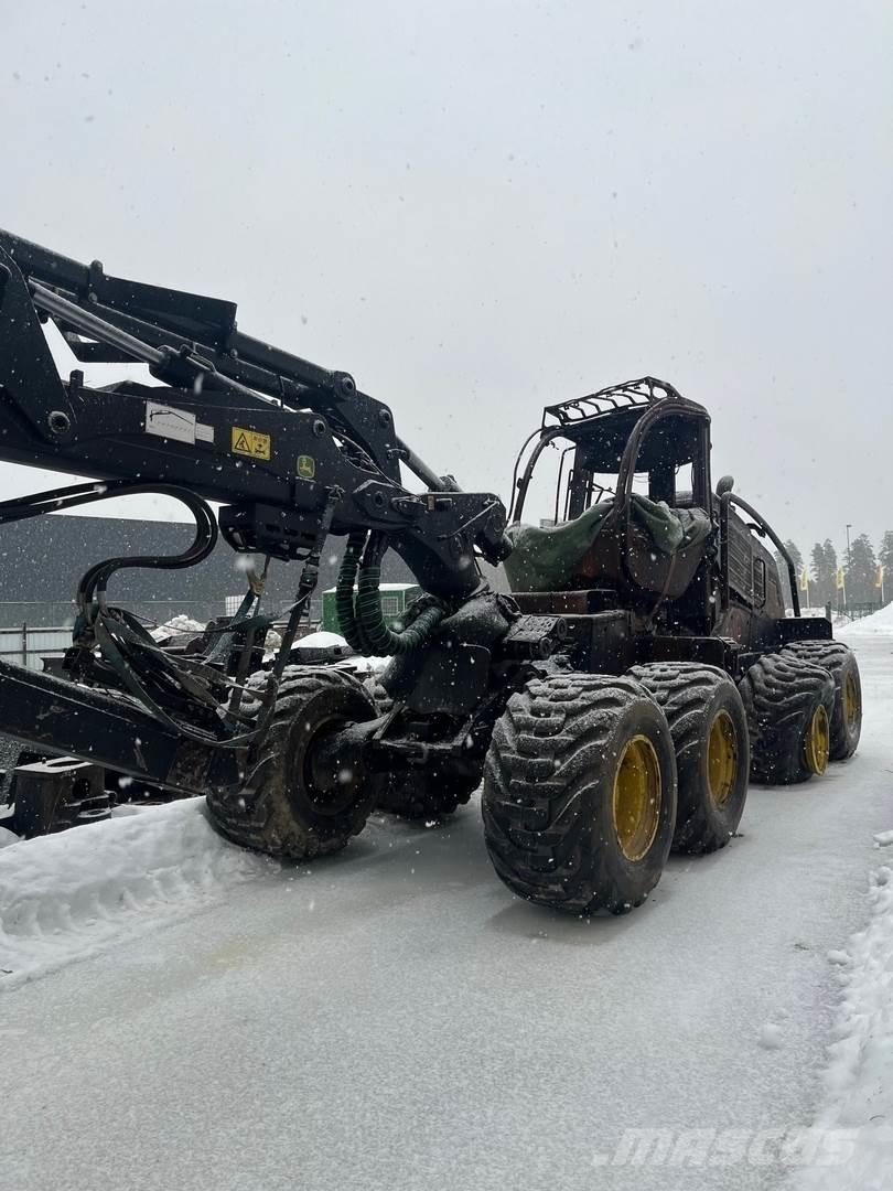 John Deere 1270G Харвестери