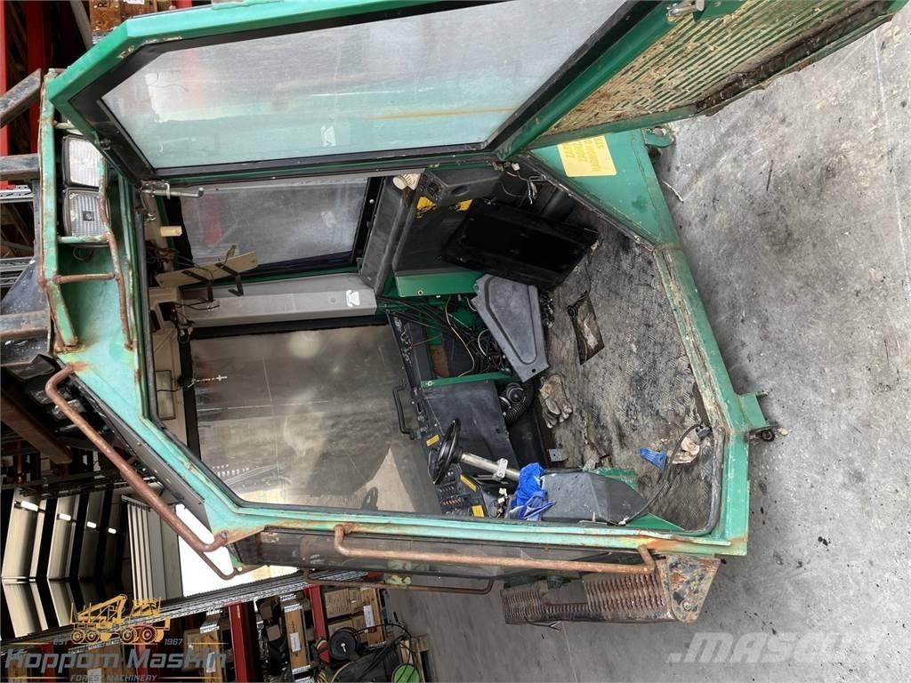 Timberjack 1270 Кабіна