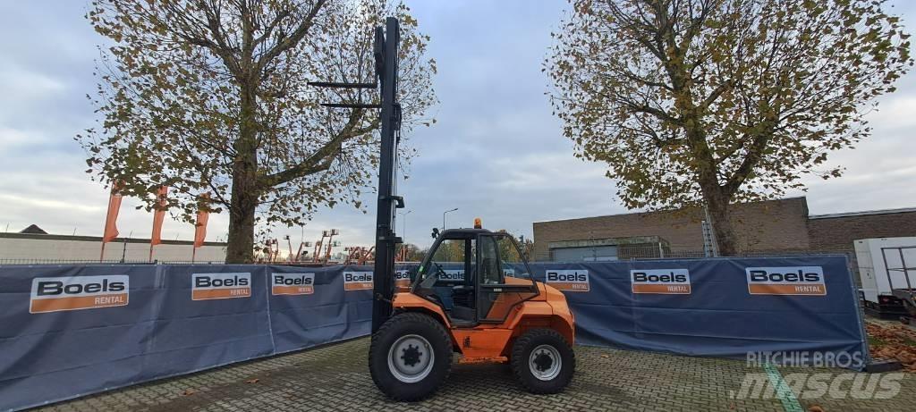 Manitou M30-4 Дизельні навантажувачі