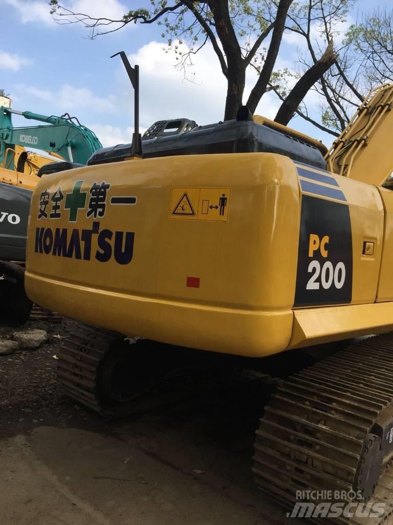 Komatsu pc200-8 Гусеничні екскаватори