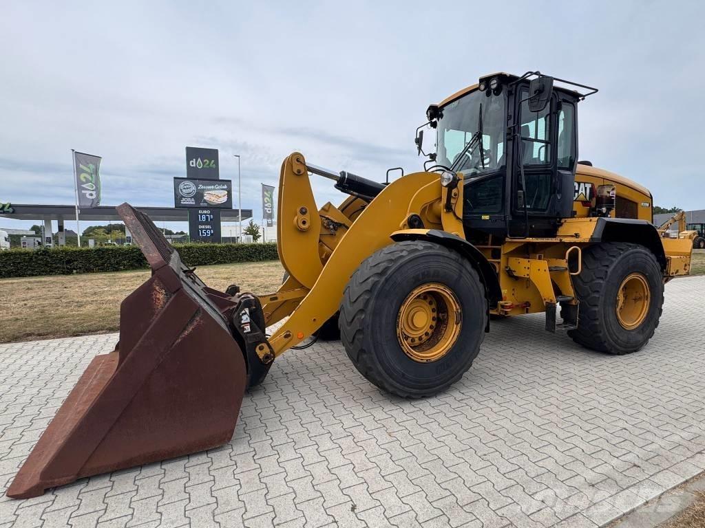 CAT 938 M Фронтальні навантажувачі