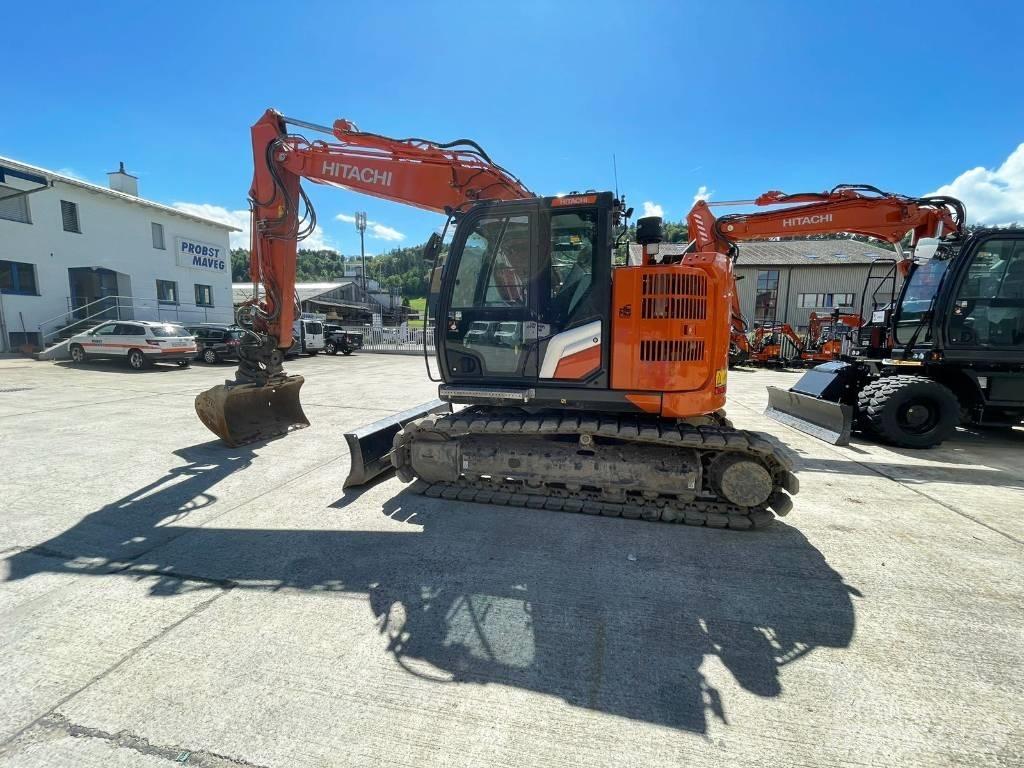 Hitachi ZX135US Гусеничні екскаватори