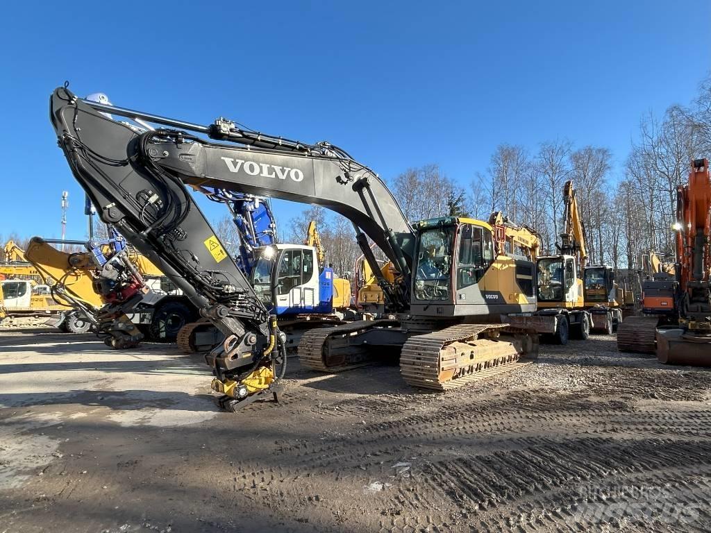 Volvo EC 300 EL Гусеничні екскаватори