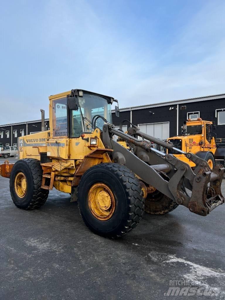 Volvo L90 B Фронтальні навантажувачі