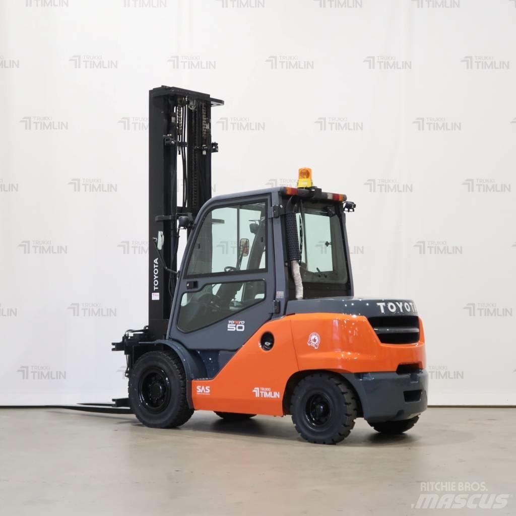 Toyota 40-8FD50N Дизельні навантажувачі