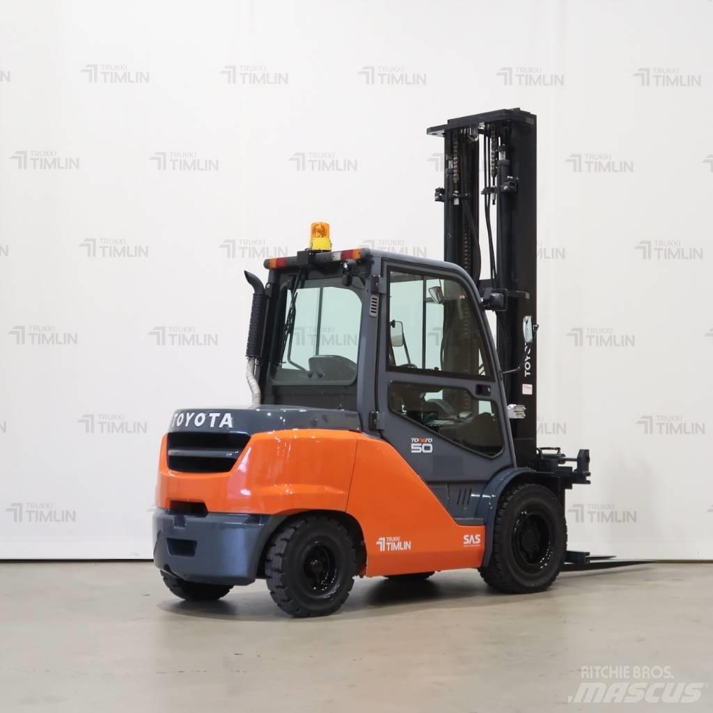 Toyota 40-8FD50N Дизельні навантажувачі
