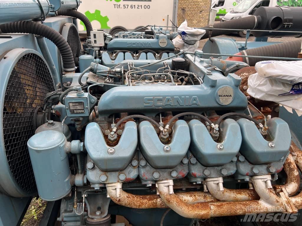 Scania DS14 Двигуни