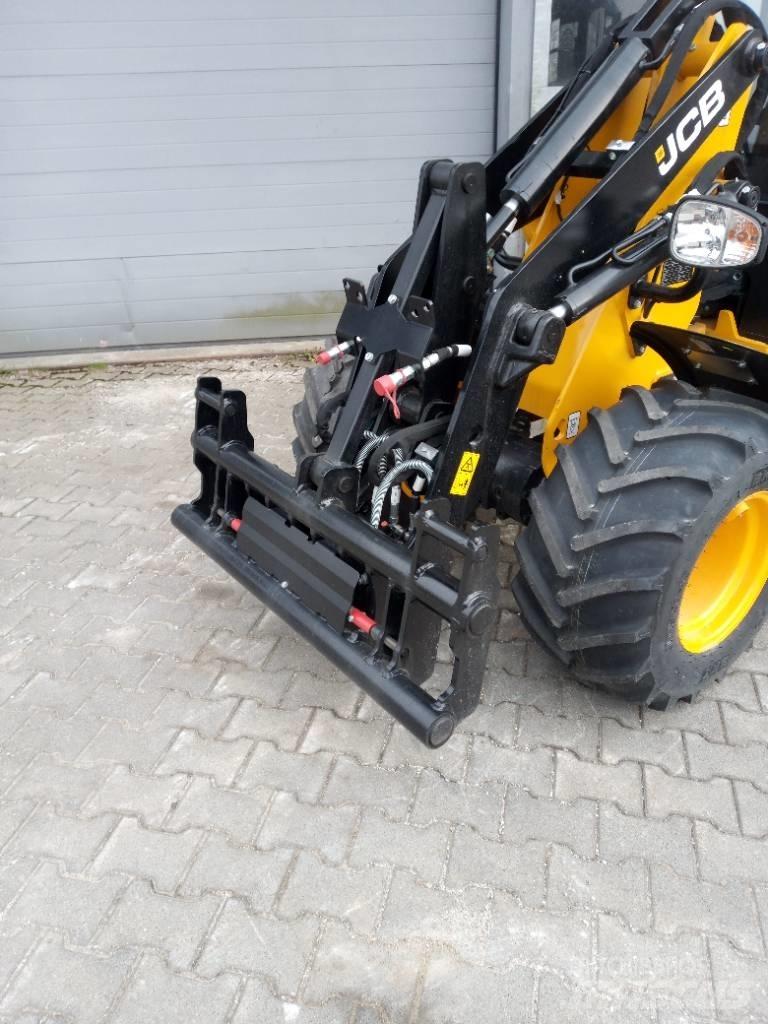 JCB 403 Малі навантажувачі