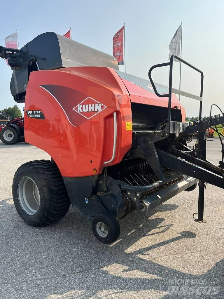 Kuhn FB 3135 Рулонні прес-підбирачі
