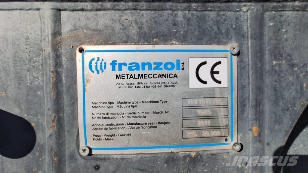 Franzoi TRI 1611 FP Мобільні дробарки