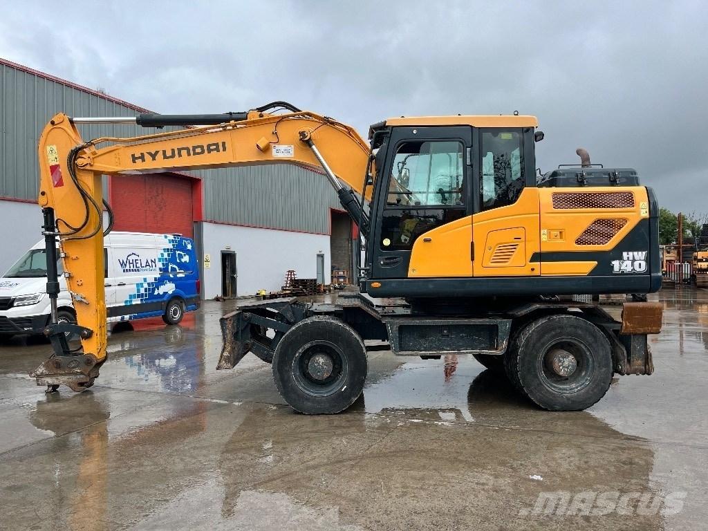 Hyundai HW140 Колісні екскаватори