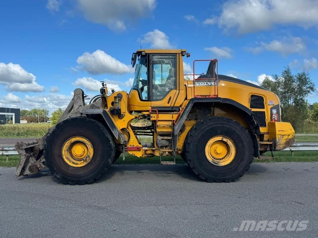 Volvo L220H Фронтальні навантажувачі
