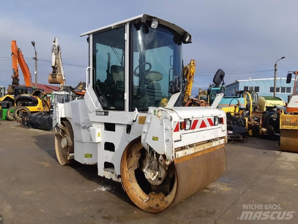 CAT CB 434 D Котки тротуарні