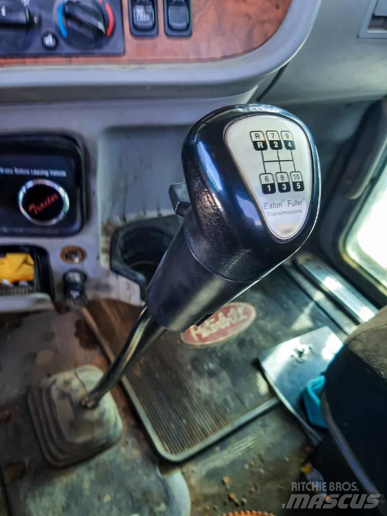 Peterbilt 388 Тягачі