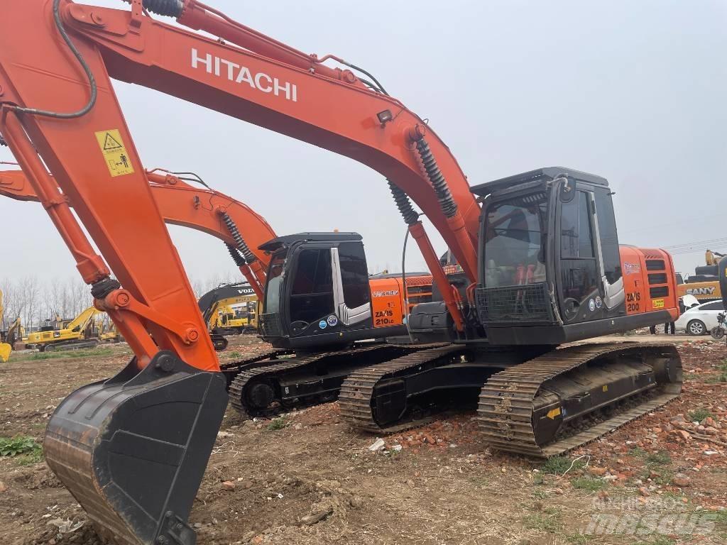 Hitachi ZX 200 Гусеничні екскаватори