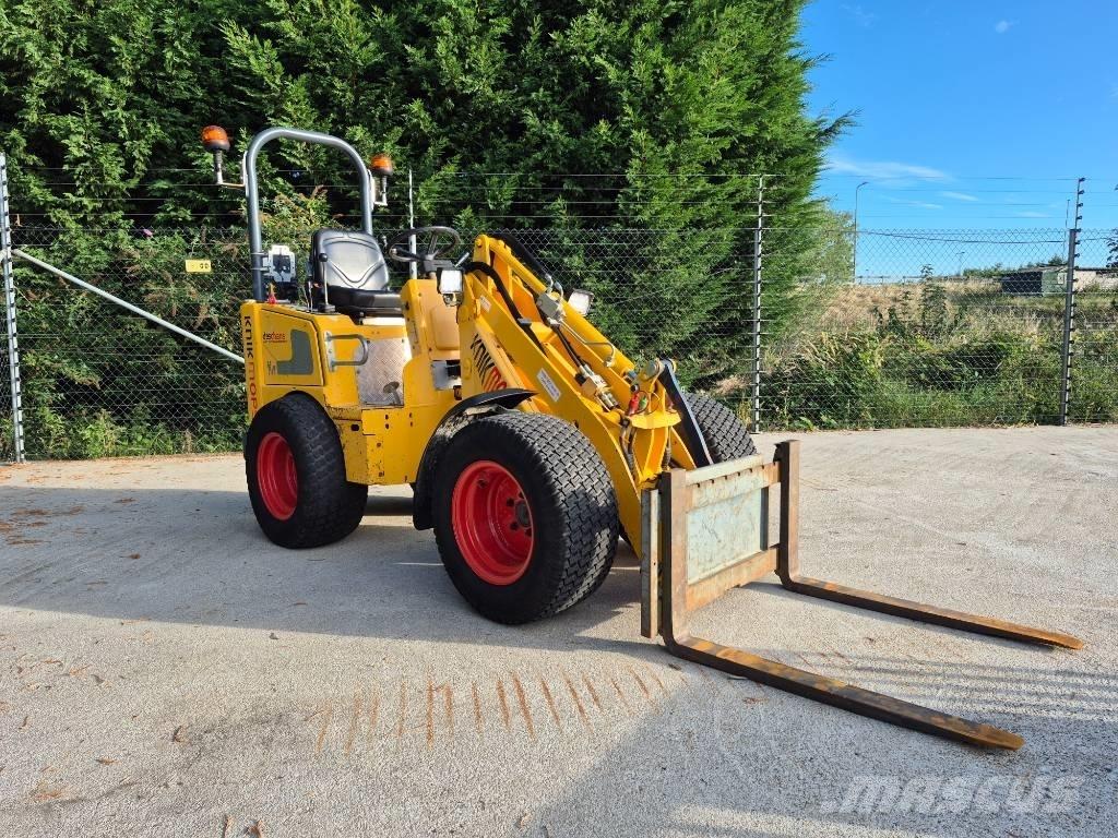 Knikmops KM 130 Фронтальні навантажувачі