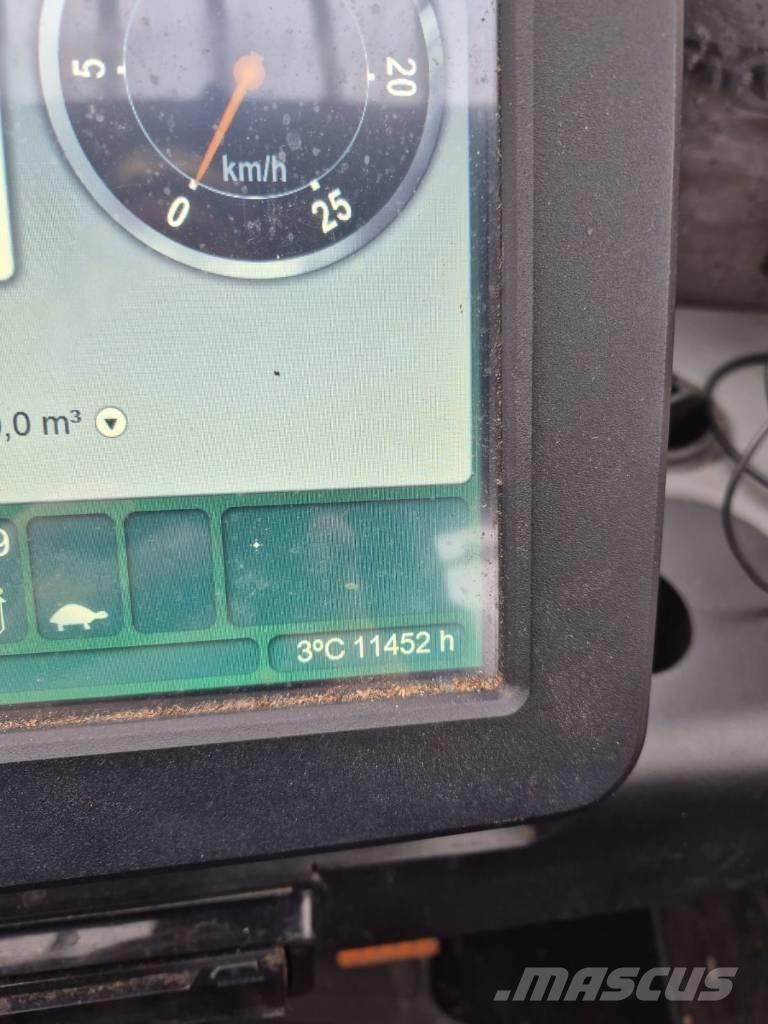 John Deere 1210 G Форвардери