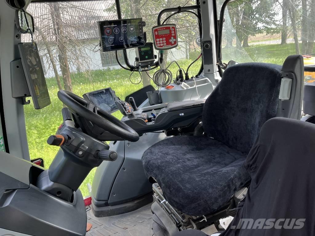 Valtra T 255 Трактори
