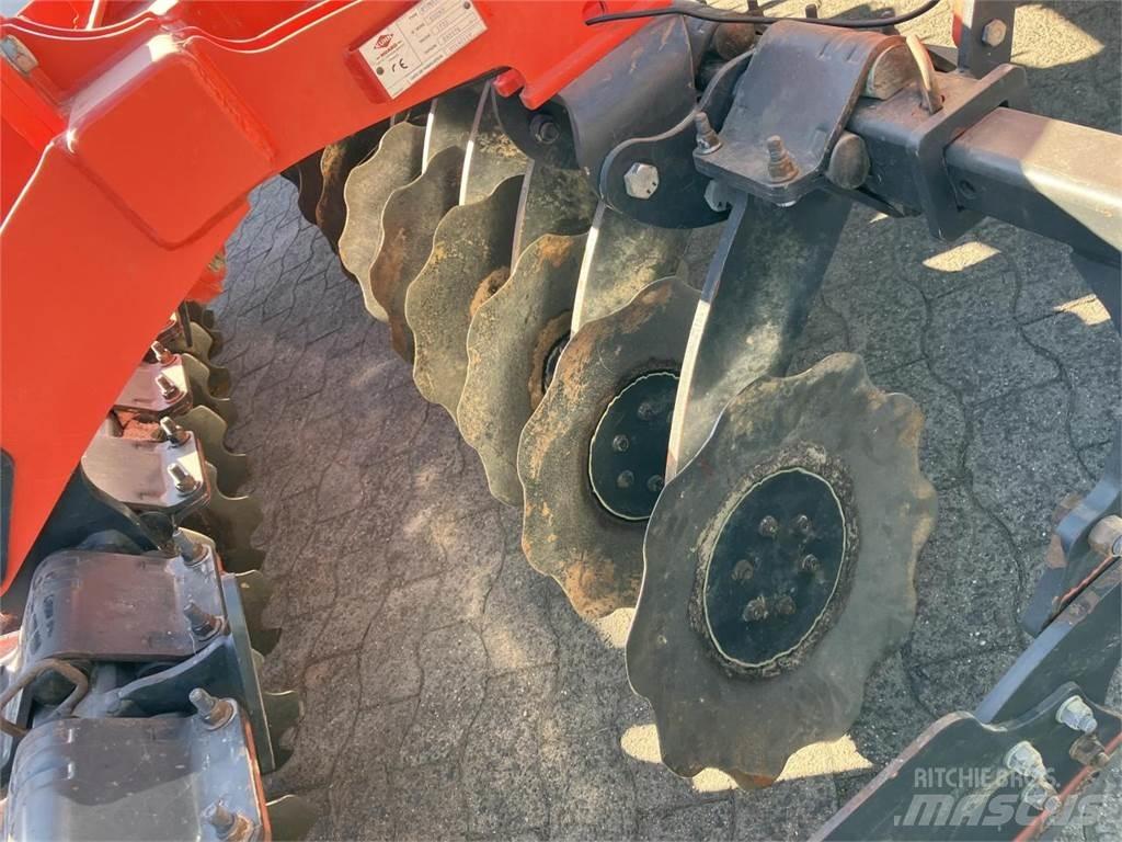 Kuhn 303 Дискові борони