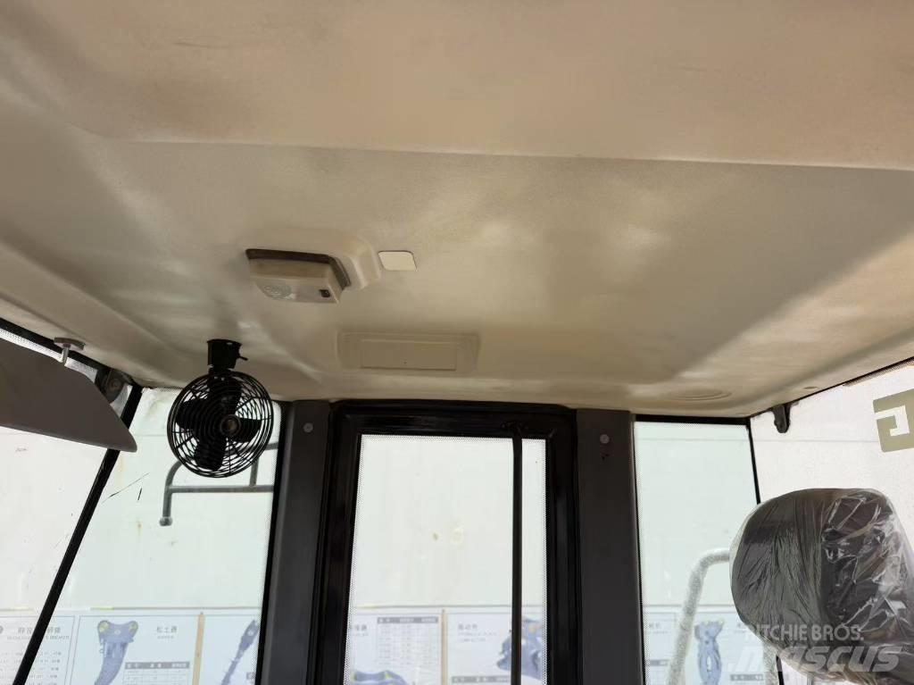 SDLG LG 956 L Фронтальні навантажувачі