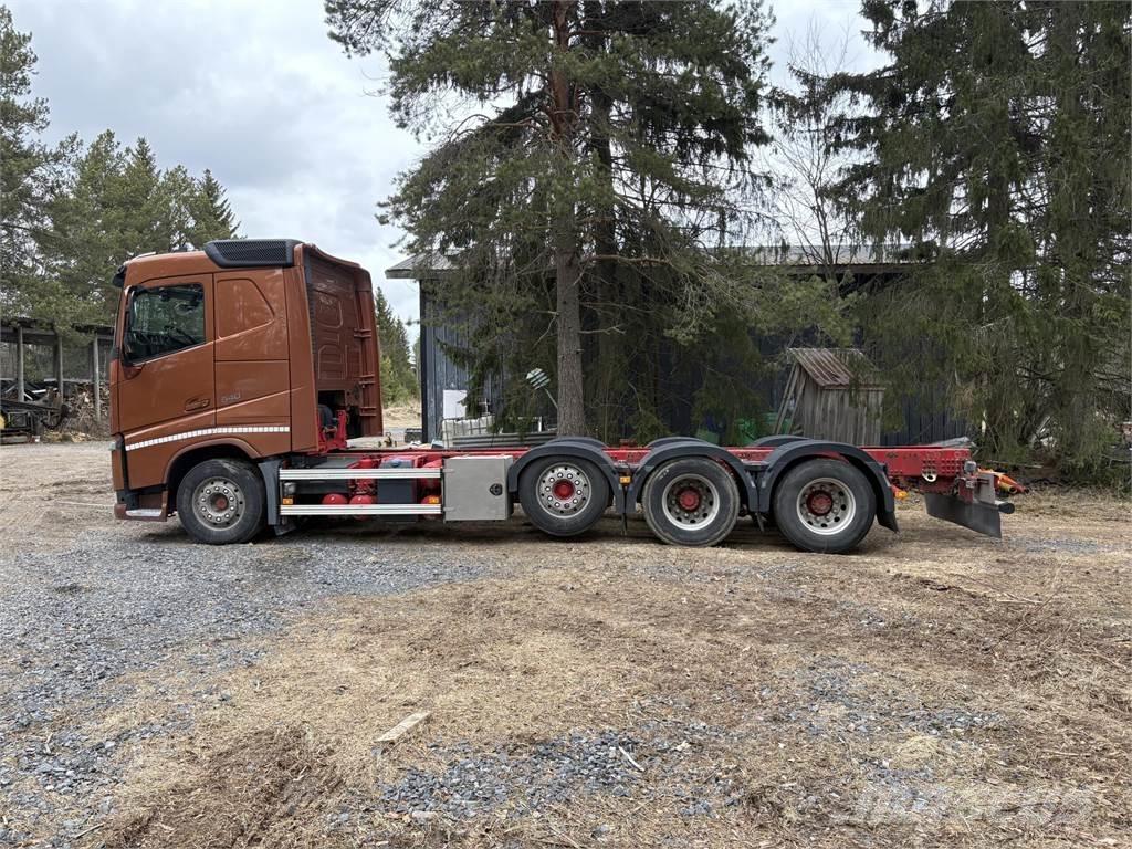 Volvo FH 540 8*4 Шасі з кабіною