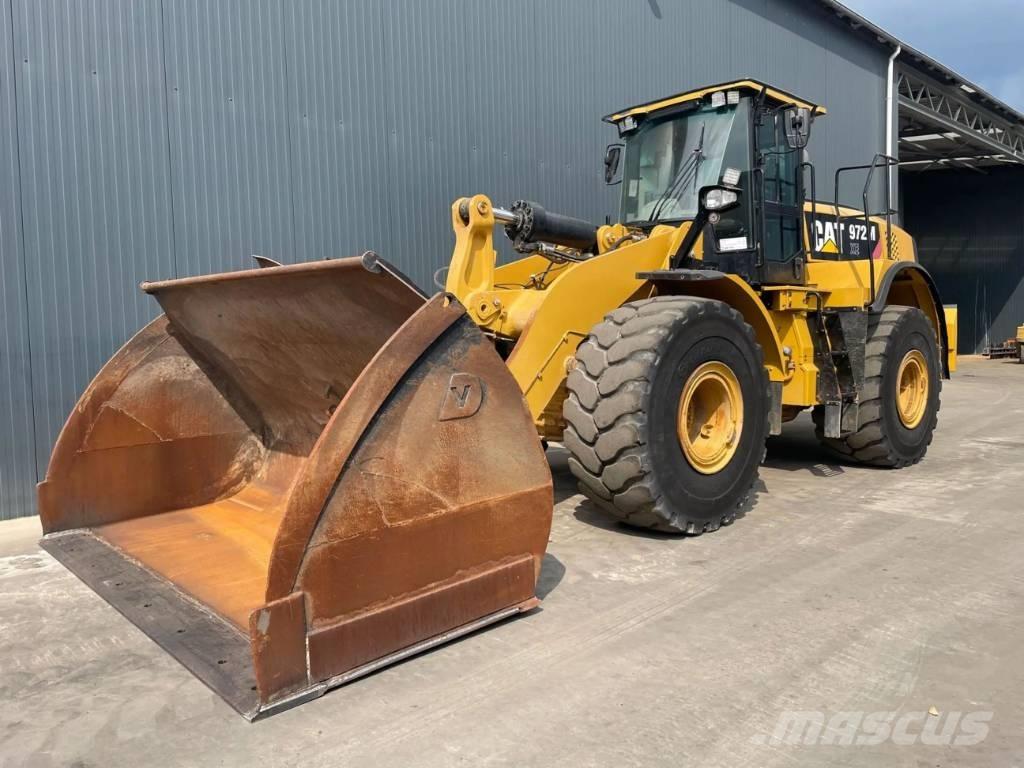 CAT 972M XE Фронтальні навантажувачі