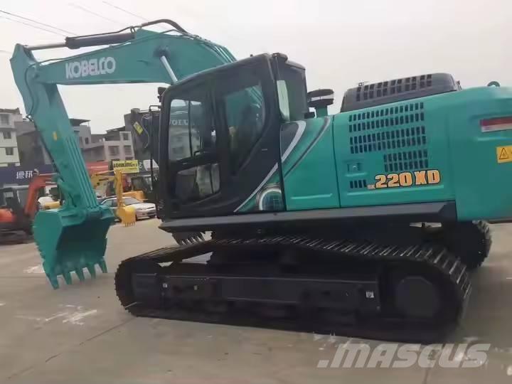 Kobelco SK220 Гусеничні екскаватори