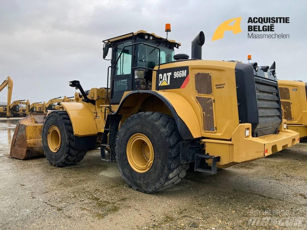 CAT 966M Фронтальні навантажувачі