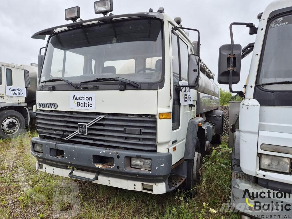 Volvo FL6 Вантажівки-цистерни