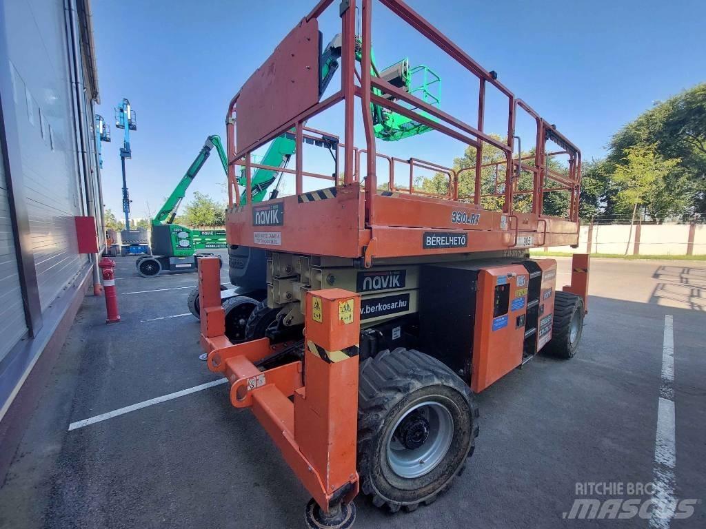 JLG 330 LRT Підйомники-ножиці
